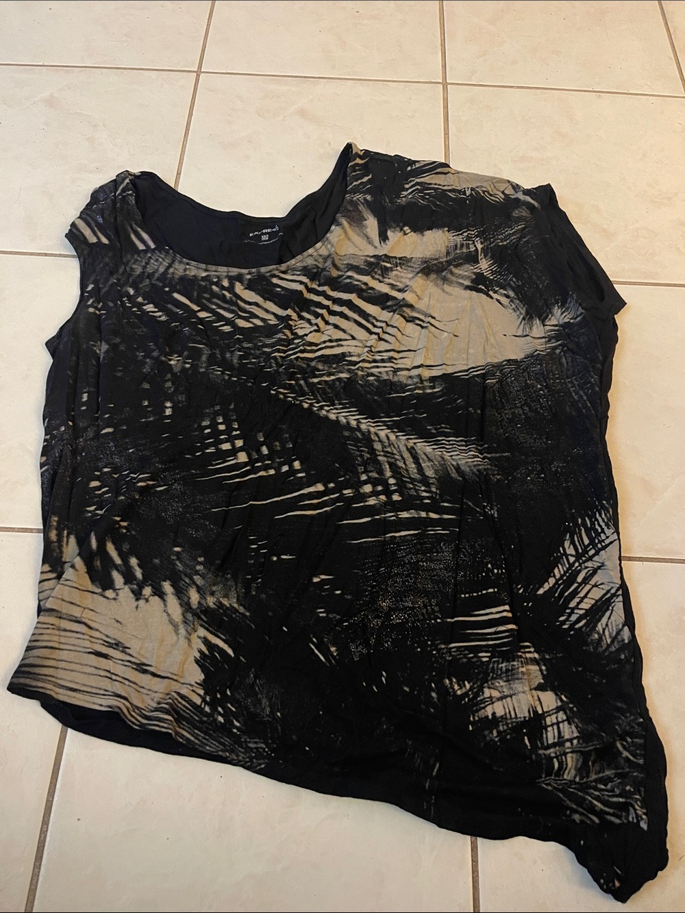 Express Black and Beige Abstract Asymmetrical Short Sleeve Tee